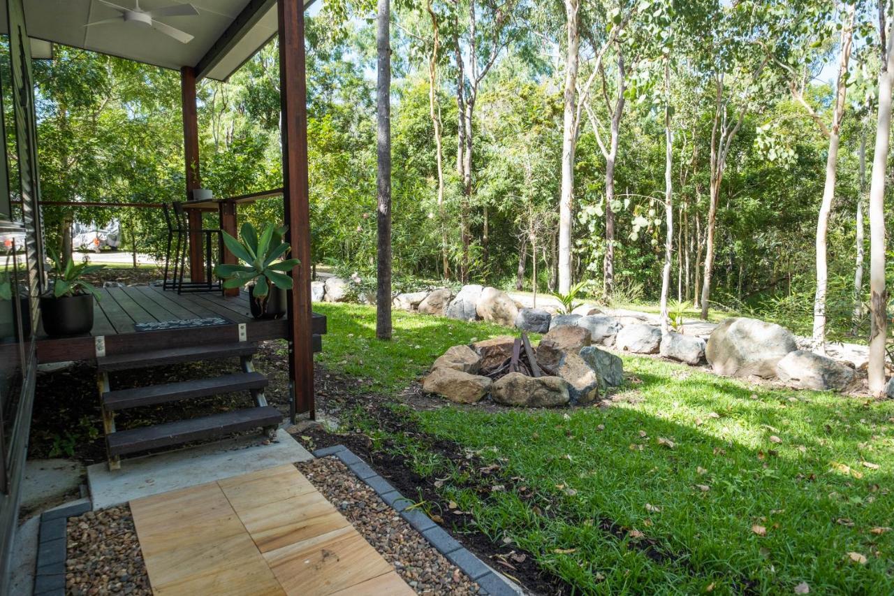 Airlie Beach Eco Cabins - Adults Only Exteriör bild