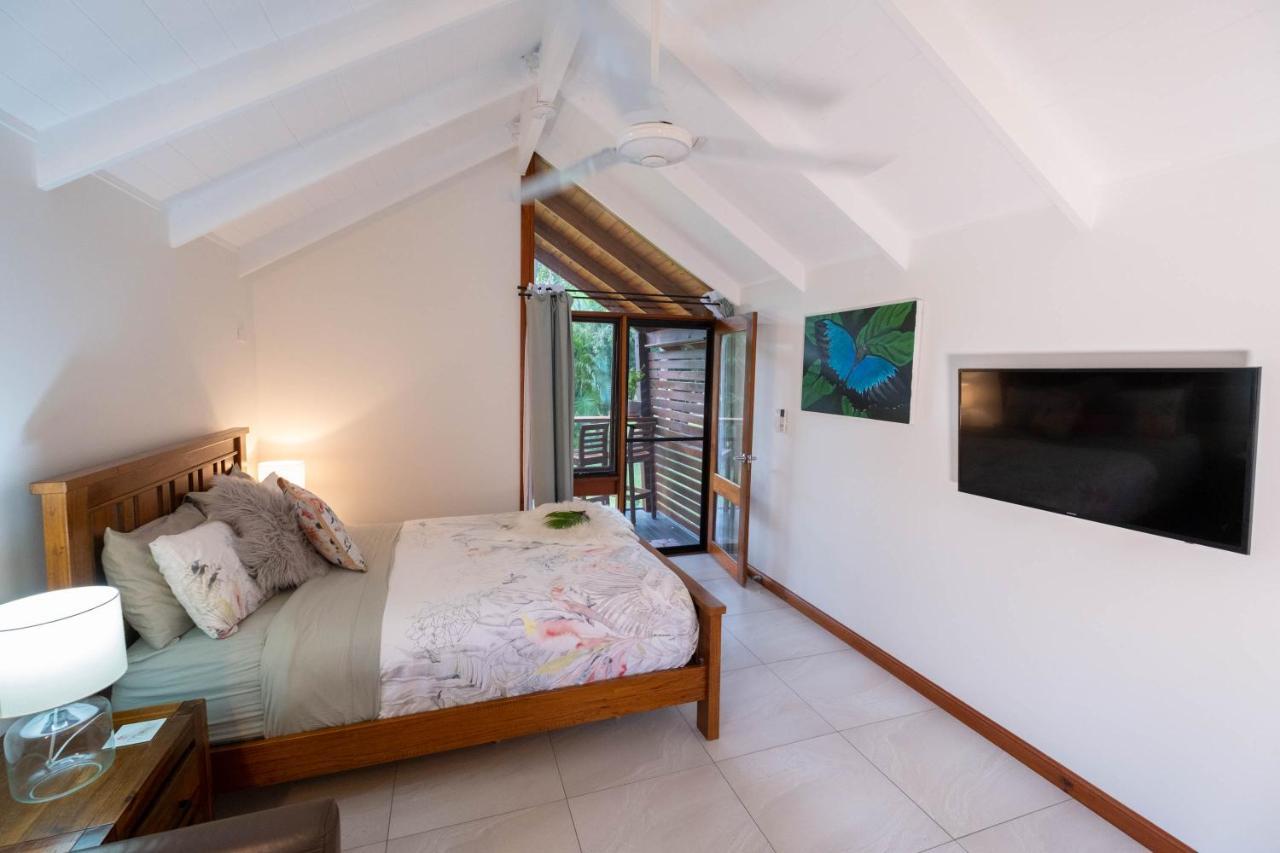 Airlie Beach Eco Cabins - Adults Only Exteriör bild