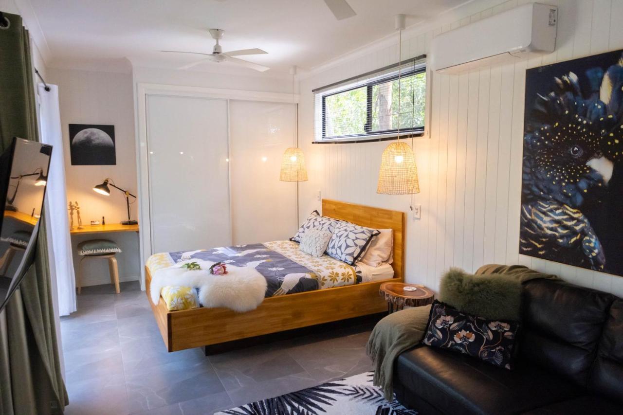 Airlie Beach Eco Cabins - Adults Only Exteriör bild