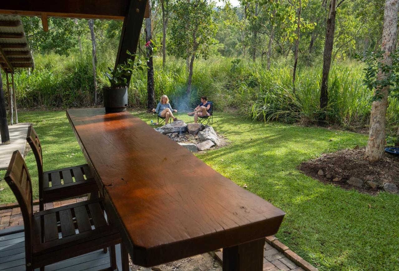 Airlie Beach Eco Cabins - Adults Only Exteriör bild