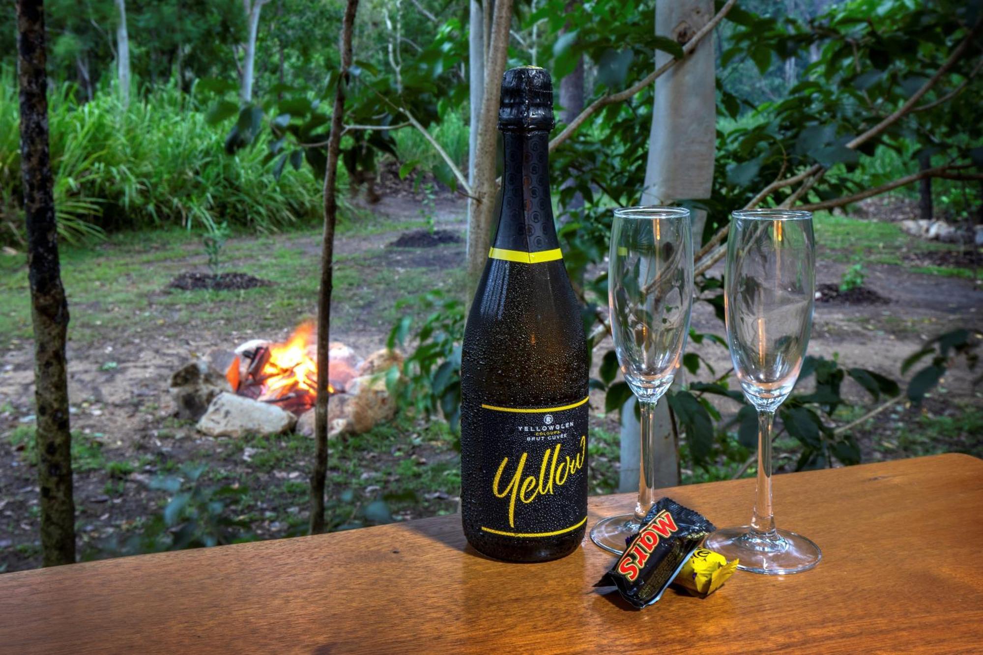 Airlie Beach Eco Cabins - Adults Only Exteriör bild