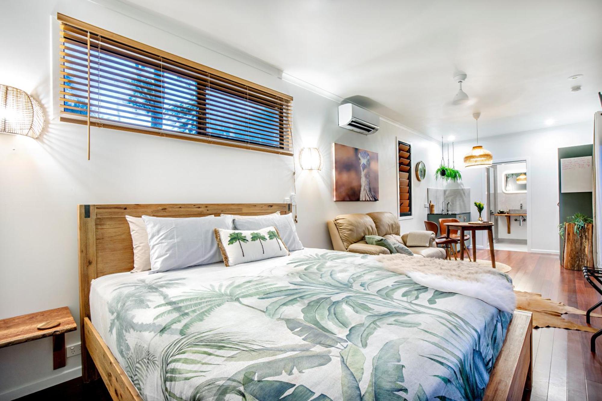 Airlie Beach Eco Cabins - Adults Only Exteriör bild